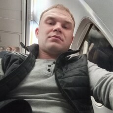 Гриша, 29