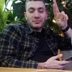 Артемий, 27