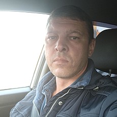 Ден, 49