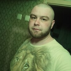 Веня, 37