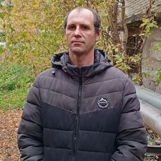 Валентин, 35