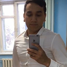 Валентин, 27