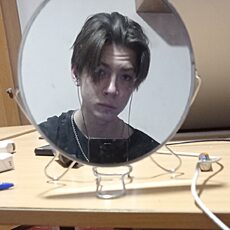 Лукас, 22