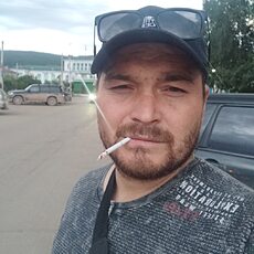 Ринат, 37