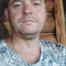 Юрий, 45