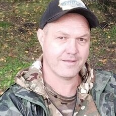 Толя, 44