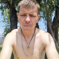 Лаврик, 37