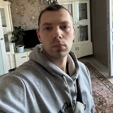 Илья, 30