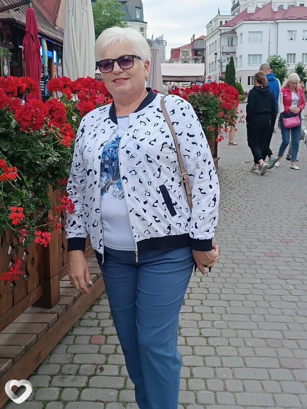 Женя
