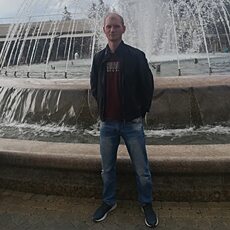 Руслан, 33
