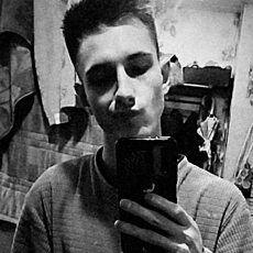 Эдуард, 27