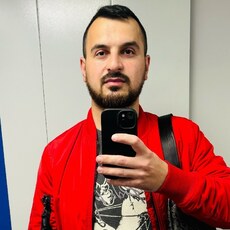 Григорий, 33
