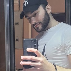 Сеня, 23