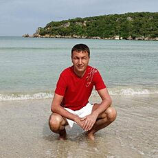 Толя, 49
