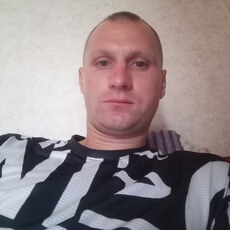 Юра, 30