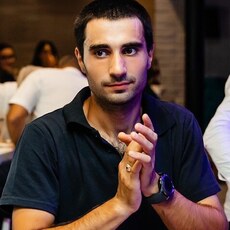 Аркадий, 28
