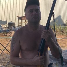 Юрий, 46
