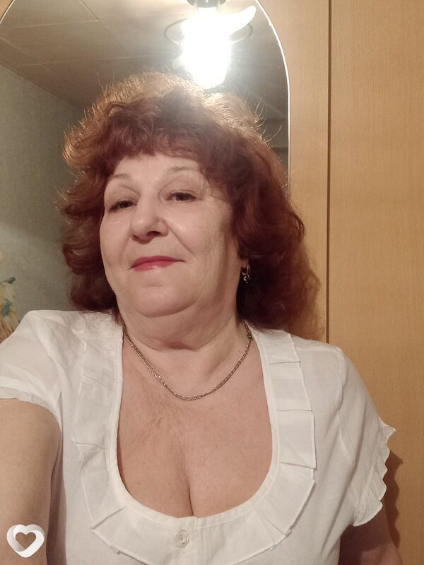 Ева