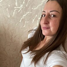 Галя, 35