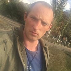 Даня, 35