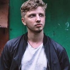 Тимур, 25