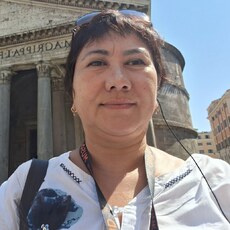 Милана, 53