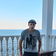 Боря, 28