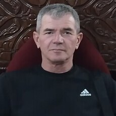 Лаврик, 47