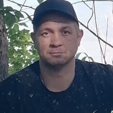 Лаврик, 48