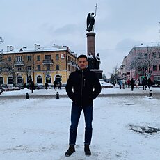 Альберт, 27