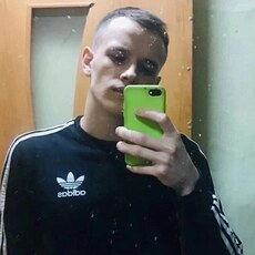 Эдик, 22