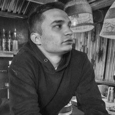 Михаил, 24