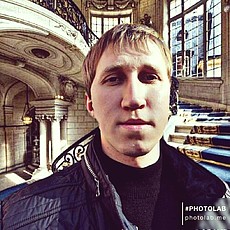 Гена, 32
