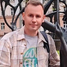 Радомир, 33
