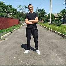 Георгий, 28