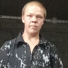 Юрий, 28