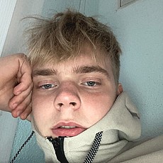 Тимур, 25