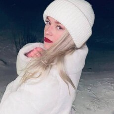 Ника, 24