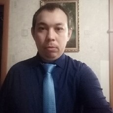 Остап, 37