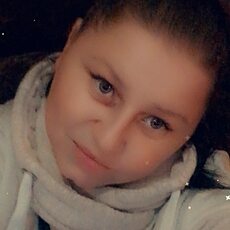 Юлиана, 30