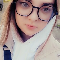 Ника, 28