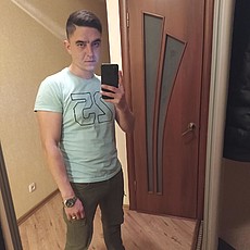 Макс, 30
