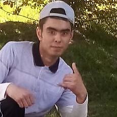 Артём, 23