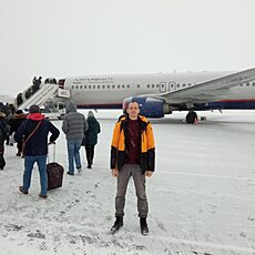 Веня, 45