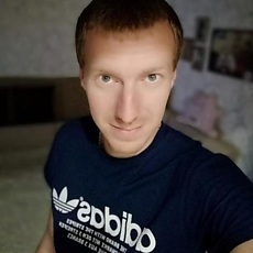 Гриша, 40