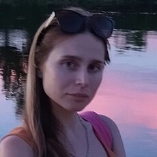 Соня, 32