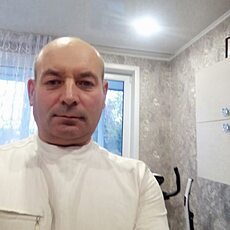 Антон, 61