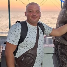 Тарас, 42