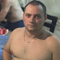 Гоша, 36