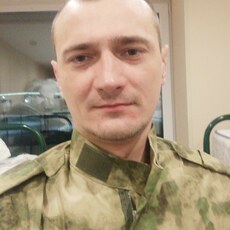 Всеволод, 32